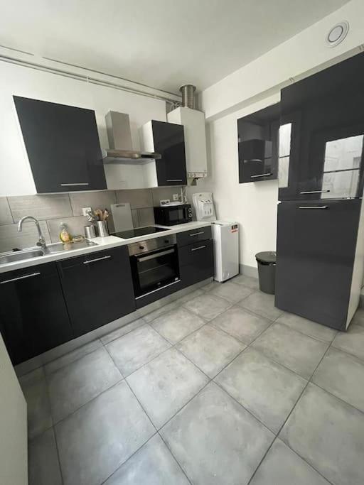 Elegant 2 Chambres Square Saint Amour بُيزانكون المظهر الخارجي الصورة